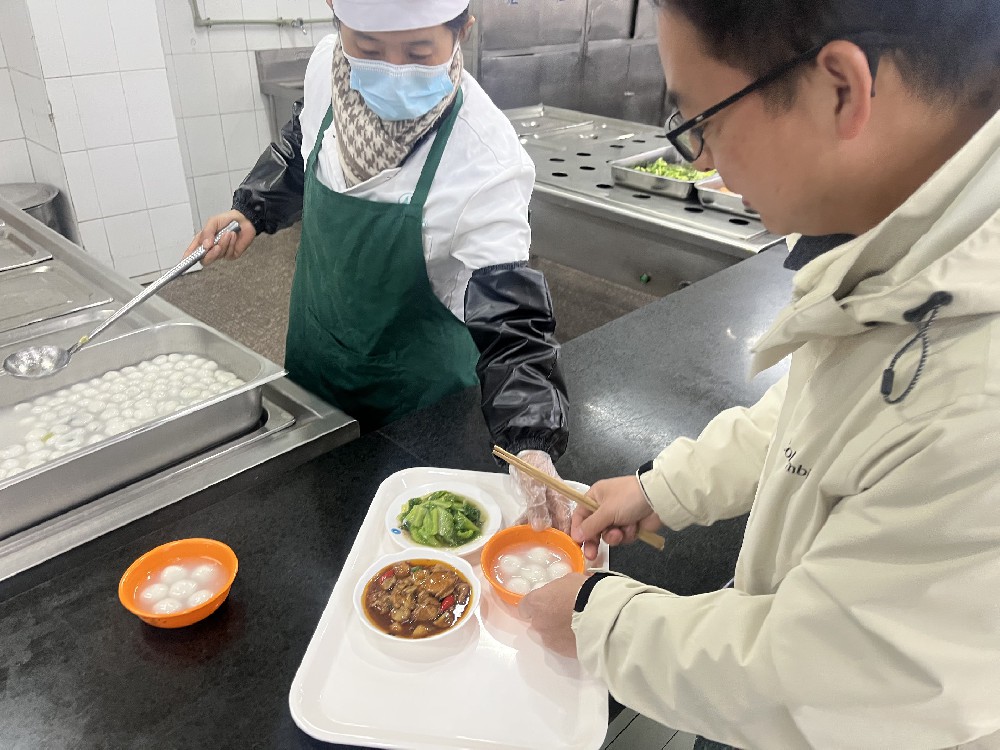 霰雪來襲 湯圓暖心